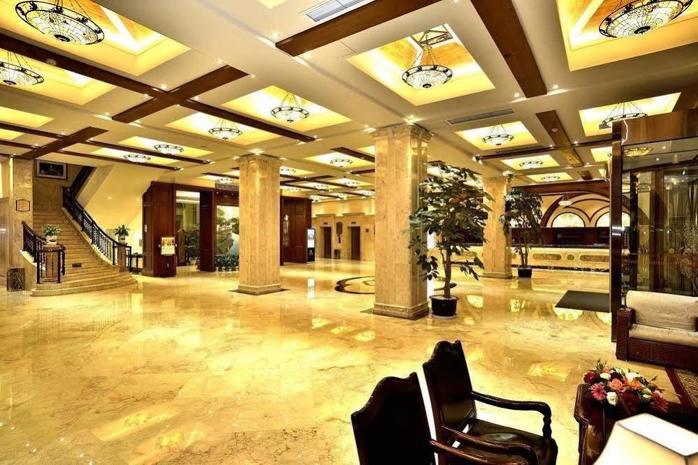 ווקסי Picturesque Hotel מראה חיצוני תמונה