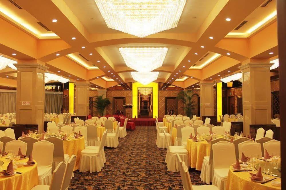 ווקסי Picturesque Hotel מראה חיצוני תמונה