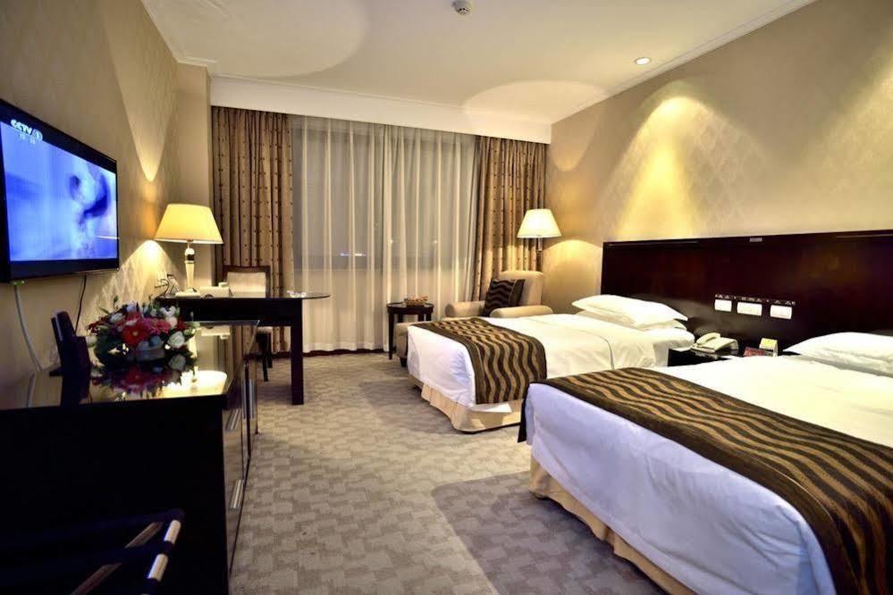 ווקסי Picturesque Hotel מראה חיצוני תמונה