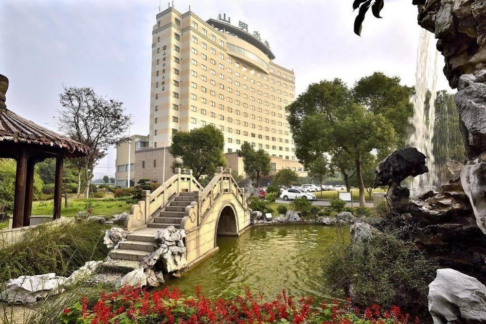 ווקסי Picturesque Hotel מראה חיצוני תמונה