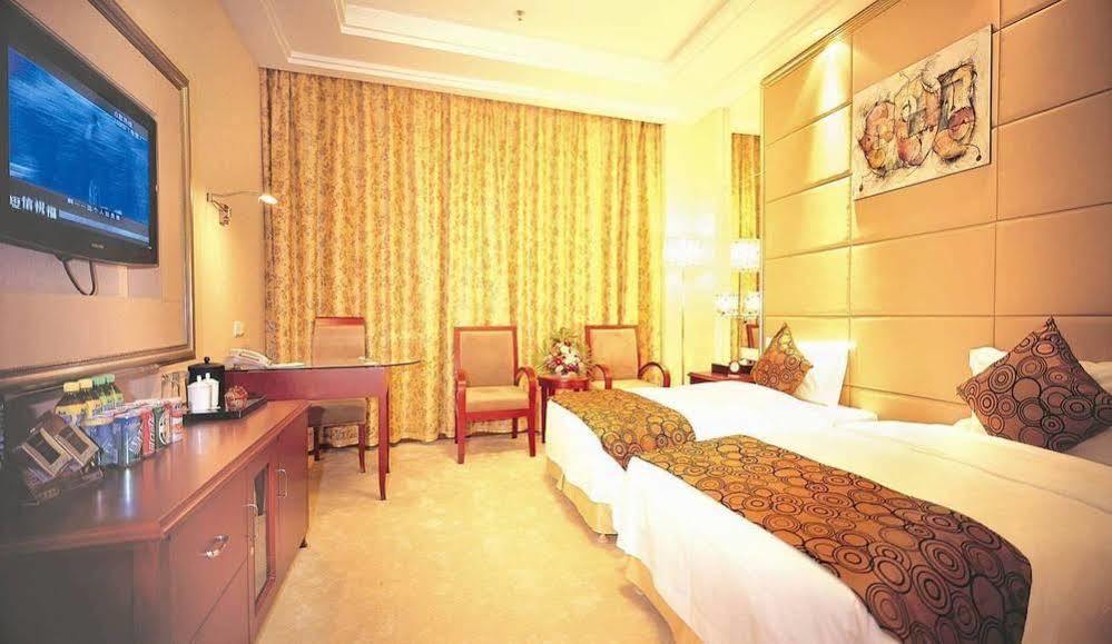 ווקסי Picturesque Hotel מראה חיצוני תמונה